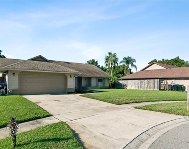 7610 Heathfield Court - Photo Thumbnail 1