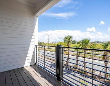 9313 Luminary Boulevard - Photo Thumbnail 20