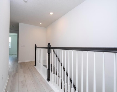 9313 Luminary Boulevard - Photo Thumbnail 27