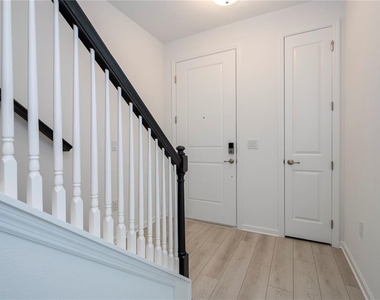 9313 Luminary Boulevard - Photo Thumbnail 3