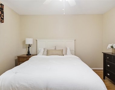 1011 Beckley - Photo Thumbnail 28