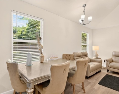 13002 Sw 174th Street - Photo Thumbnail 6