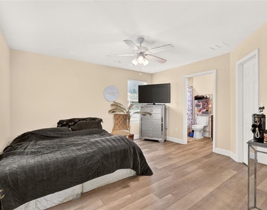 13002 Sw 174th Street - Photo Thumbnail 11