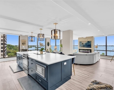 707 S Gulfstream Avenue - Photo Thumbnail 3