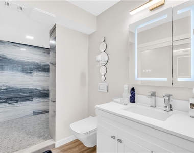 707 S Gulfstream Avenue - Photo Thumbnail 25