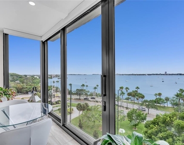 707 S Gulfstream Avenue - Photo Thumbnail 13