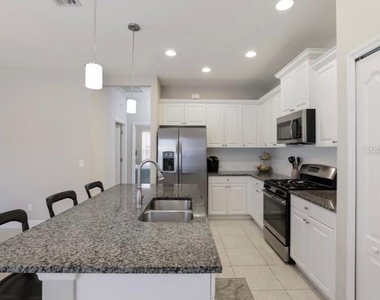 13012 Deep Blue Place - Photo Thumbnail 4