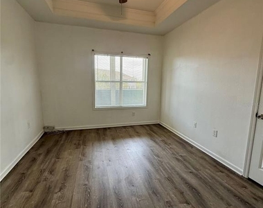 4802 51st Street W - Photo Thumbnail 7