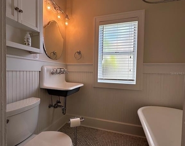 3151 11th Avenue N - Photo Thumbnail 9