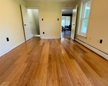 847 S Filmore Street - Photo Thumbnail 9