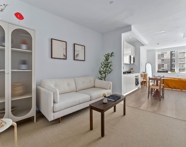 55 Broad Street - Photo Thumbnail 1