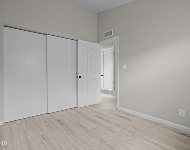 2617 Red Sails Drive - Photo Thumbnail 14