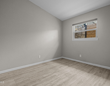 2617 Red Sails Drive - Photo Thumbnail 10
