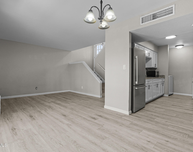 2617 Red Sails Drive - Photo Thumbnail 5