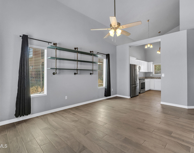 8601 Polaris Street - Photo Thumbnail 4
