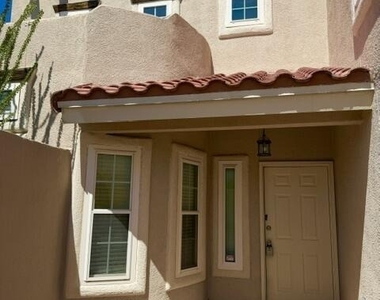 1409 Luz De Camino Way - Photo Thumbnail 3