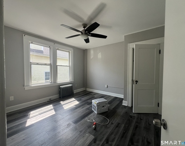 385 Savin Avenue - Photo Thumbnail 15
