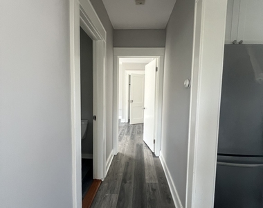 385 Savin Avenue - Photo Thumbnail 12