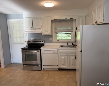 201 Regan Road - Photo Thumbnail 3