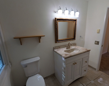 61 Dover Court - Photo Thumbnail 22