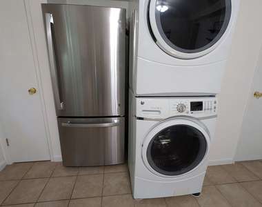 61 Dover Court - Photo Thumbnail 11
