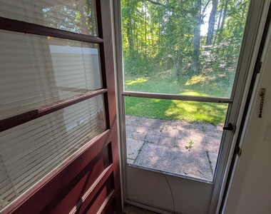 61 Dover Court - Photo Thumbnail 25