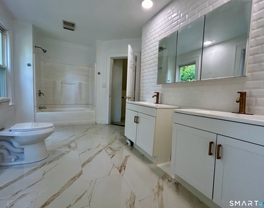 69 Summit Street - Photo Thumbnail 10