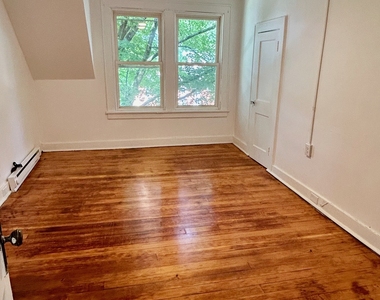 69 Summit Street - Photo Thumbnail 8