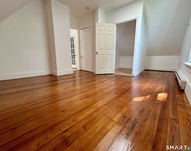 69 Summit Street - Photo Thumbnail 12