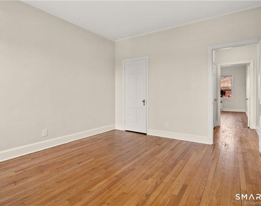 4 Highland Street - Photo Thumbnail 32