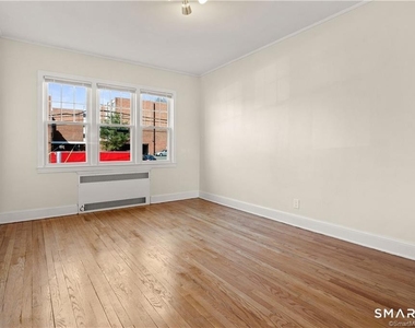 4 Highland Street - Photo Thumbnail 25