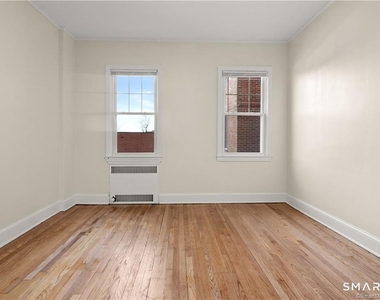 4 Highland Street - Photo Thumbnail 29