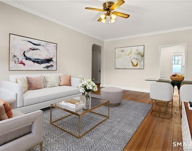 4 Highland Street - Photo Thumbnail 7