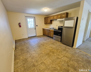 1218 Main Street - Photo Thumbnail 4