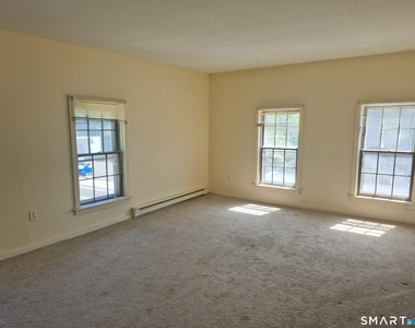 1218 Main Street - Photo Thumbnail 10