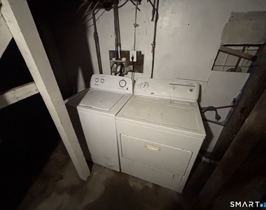 110 Derby Avenue - Photo Thumbnail 13