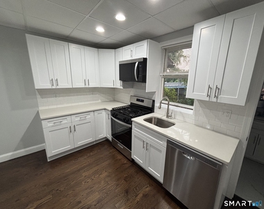 110 Derby Avenue - Photo Thumbnail 2