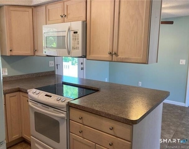 1179 Boston Post Road - Photo Thumbnail 3