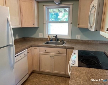 1179 Boston Post Road - Photo Thumbnail 2
