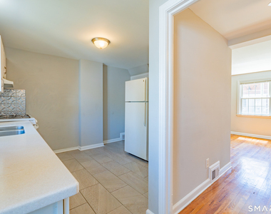 1160-1164 Whitney Avenue - Photo Thumbnail 10