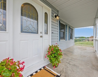 3251 Grandview Rd - Photo Thumbnail 5