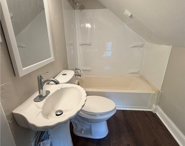 1112 Pollock Ave - Photo Thumbnail 18