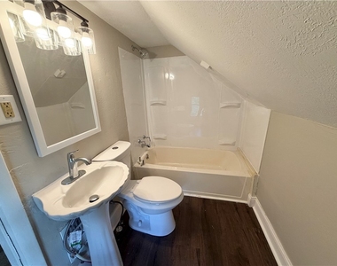 1112 Pollock Ave - Photo Thumbnail 19