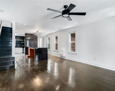 7307 Florence Ave - Photo Thumbnail 7