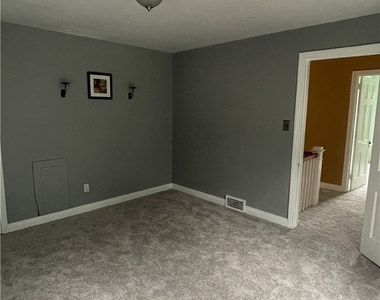 1101 S Main St - Photo Thumbnail 26