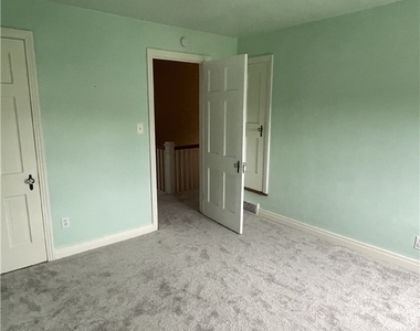 1101 S Main St - Photo Thumbnail 25