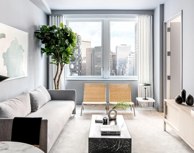71 Broadway - Photo Thumbnail 1