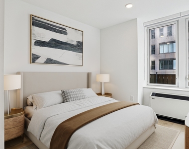 71 Broadway - Photo Thumbnail 2