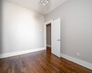 853 St Johns Place - Photo Thumbnail 4