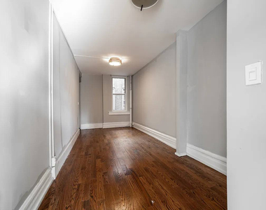 853 St Johns Place - Photo Thumbnail 9